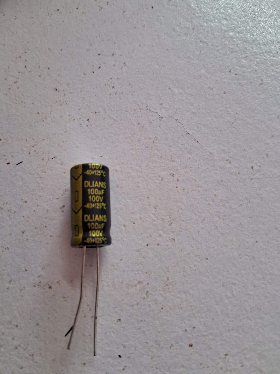 100uf100v electrolytic capacitor